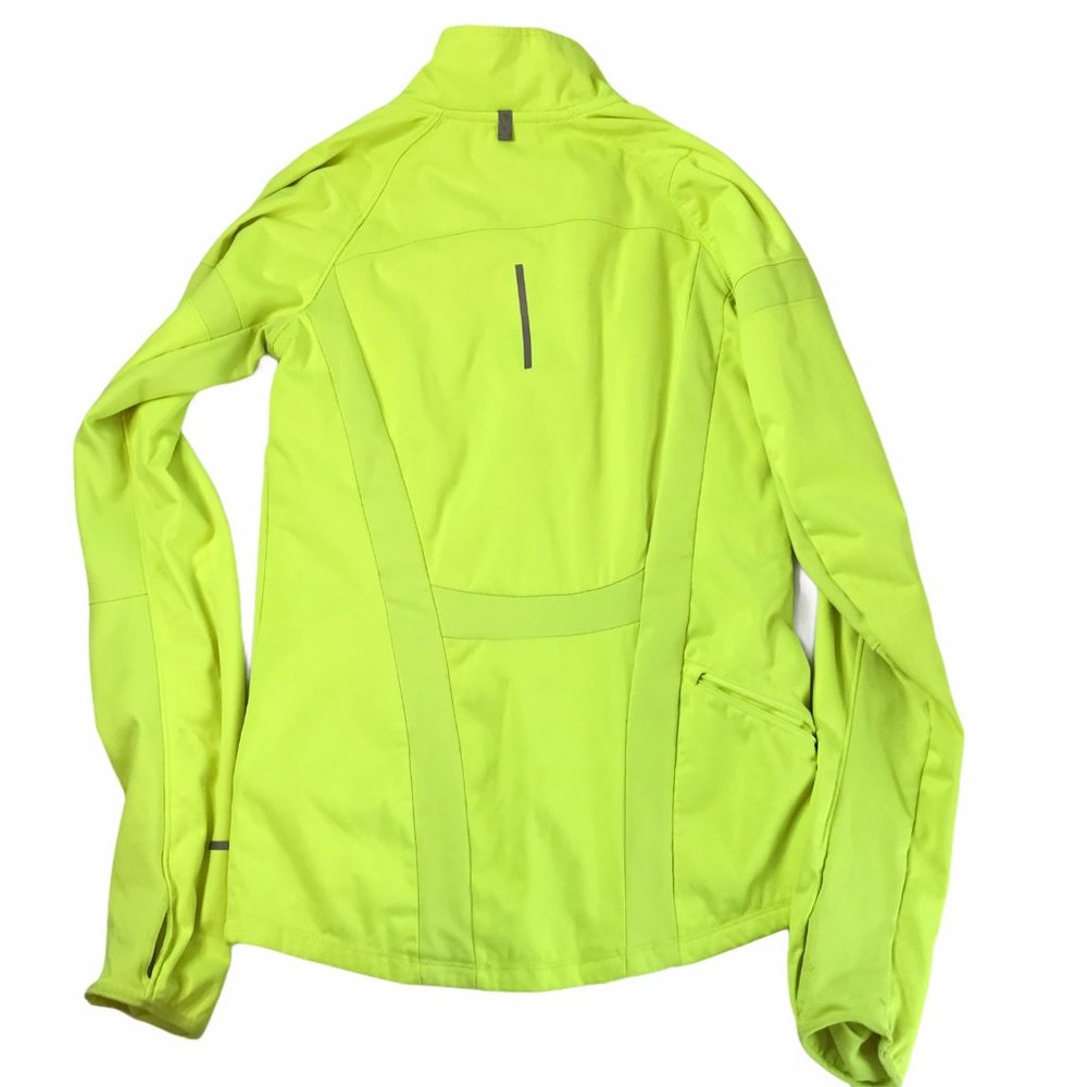 illuminous yellow nike top